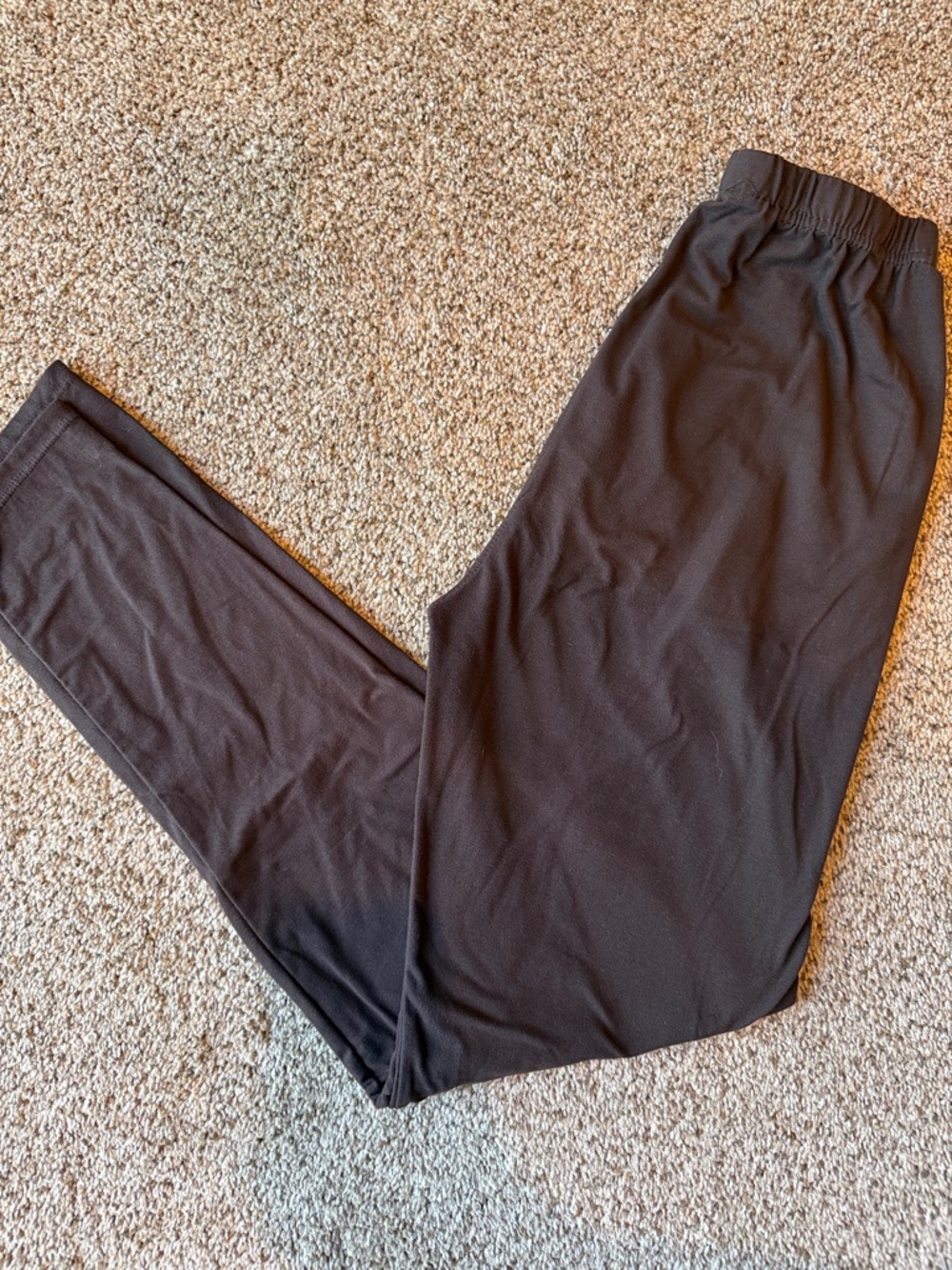 Brown Elastic Waist Buttery Soft Knit Leggings